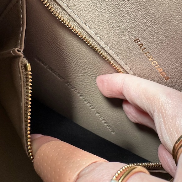 Balenciaga Hourglass Small Handbag Box - Picture 9 of 12